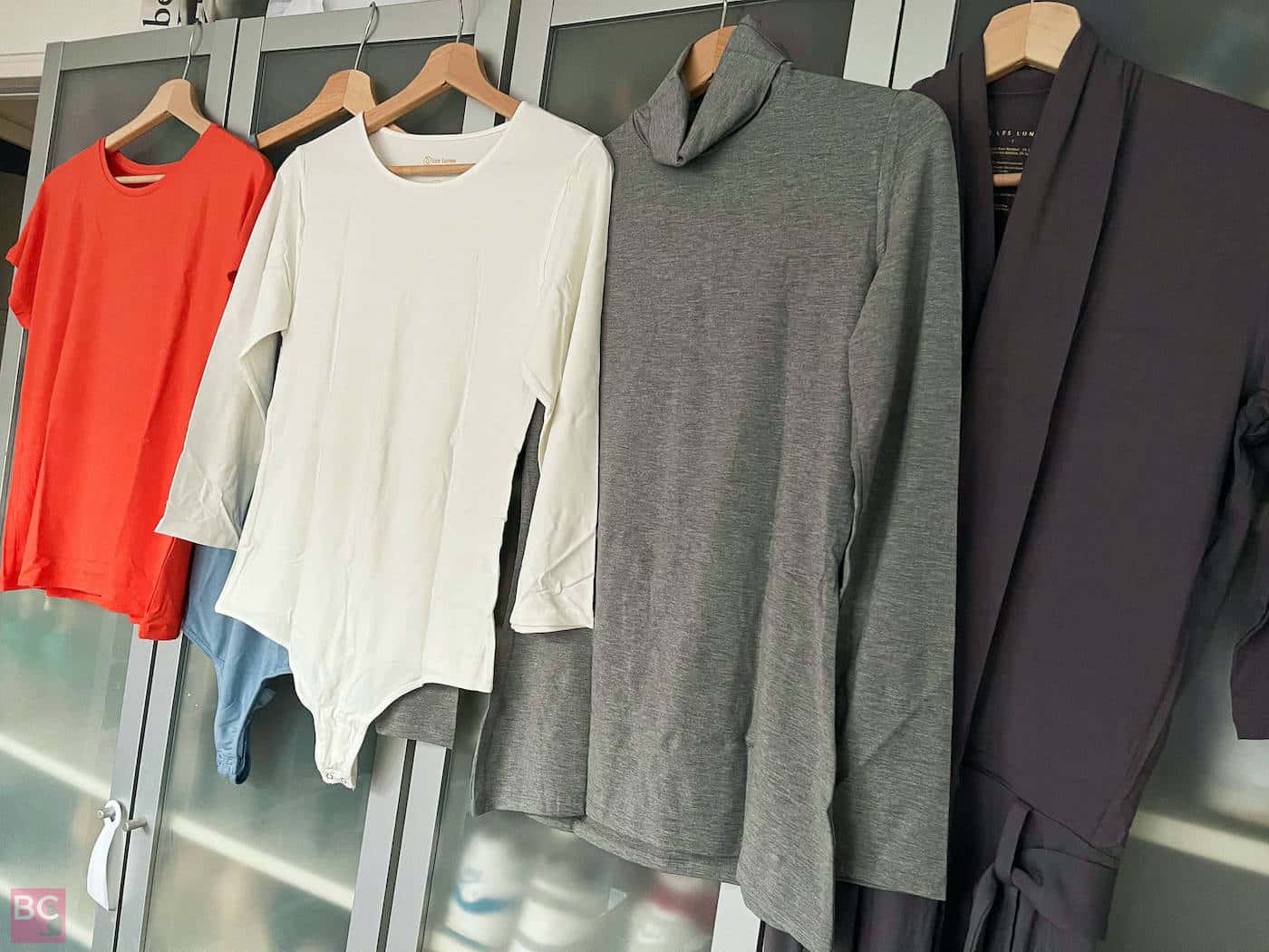 LES LUNES ERFAHRUNGEN Mia Shirt, Emma Bodysuit, Alena Bodysuit, Steve Turtleneck, Paul Jumpsuit LES LUNES ERFAHRUNGEN Mia Shirt, Emma Bodysuit, Alena Bodysuit, Steve Turtleneck, Paul Jumpsuit