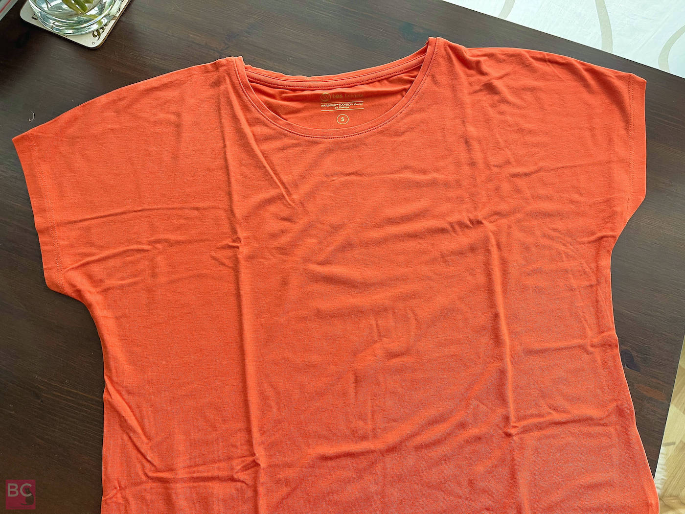 The Mia Shirt Les Lunes Erfahrungen vorne Details frisch ausgepackt The Mia Shirt Les Lunes Erfahrungen vorne Details frisch ausgepackt