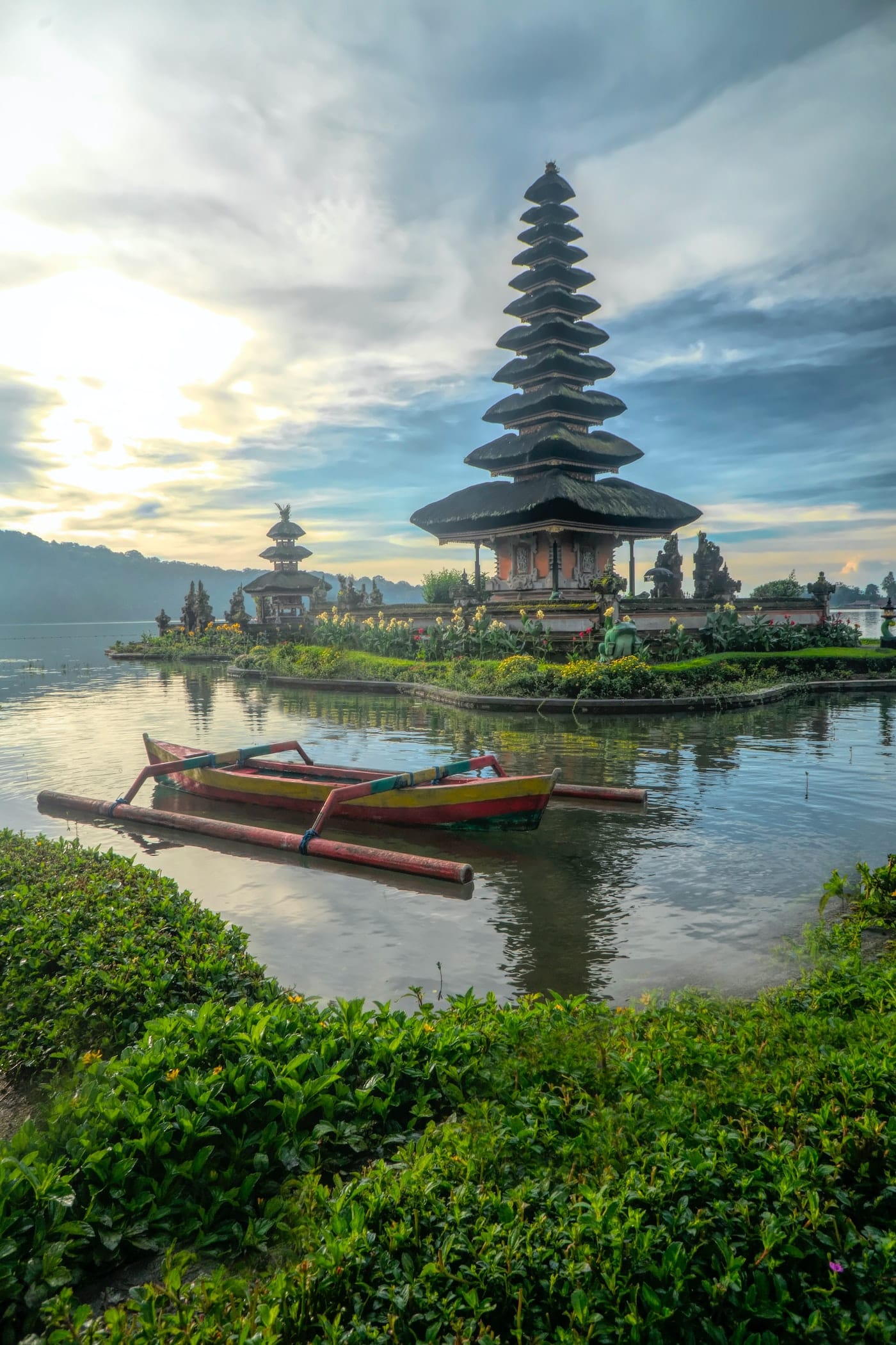 BALI Indonesiua Tempel und Landschaft