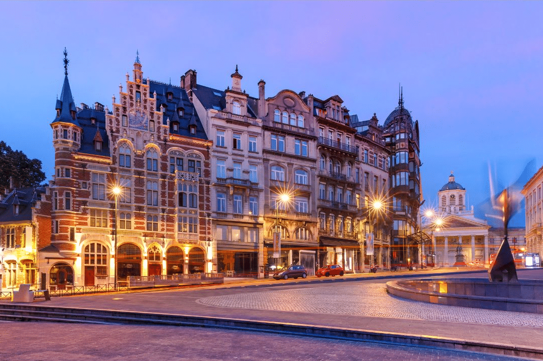 BRÜSSEL bei Nacht Gebäude Marktplatz