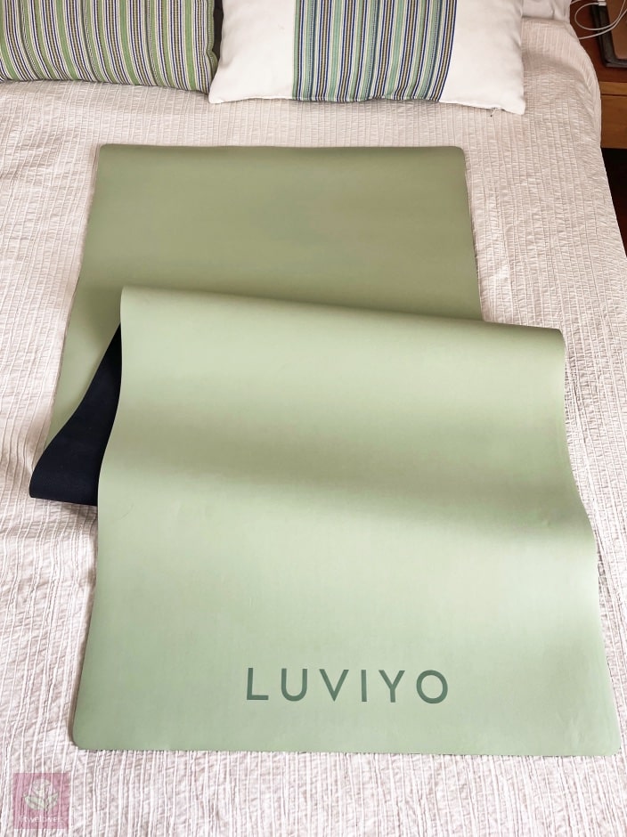 LUVIYO Studio Yogamatte Erfahrungen mint Vorderseite LUVIYO Studio Yogamatte Erfahrungen mint Vorderseite