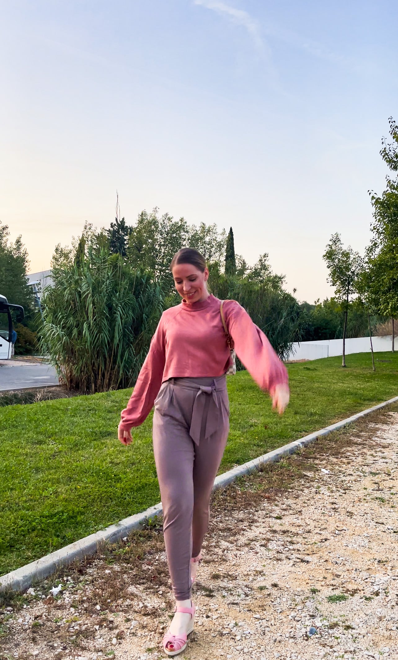 Les Lunes Erfahrung Leo cropped Sweater The LAYLA JUMPSUIT Les Lunes Erfahrung Leo cropped Sweater The LAYLA JUMPSUIT