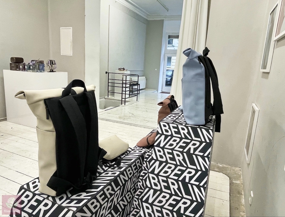 HAJO MINI BACKPACK Review LOTUS INFINITY Series Ucon Acrobatics Erfahrungen