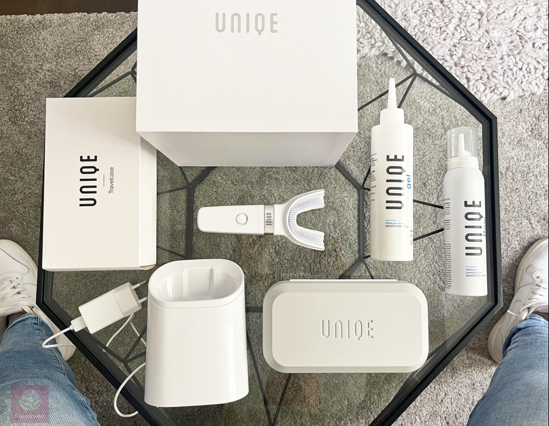 UNIQE Zahnbürste Erfahrungen - UNIQE One Flow Erfahrungen Zahnbuerste Travelcase UNIQE Zahnbürste Erfahrungen - UNIQE One Flow Erfahrungen Zahnbuerste Travelcase