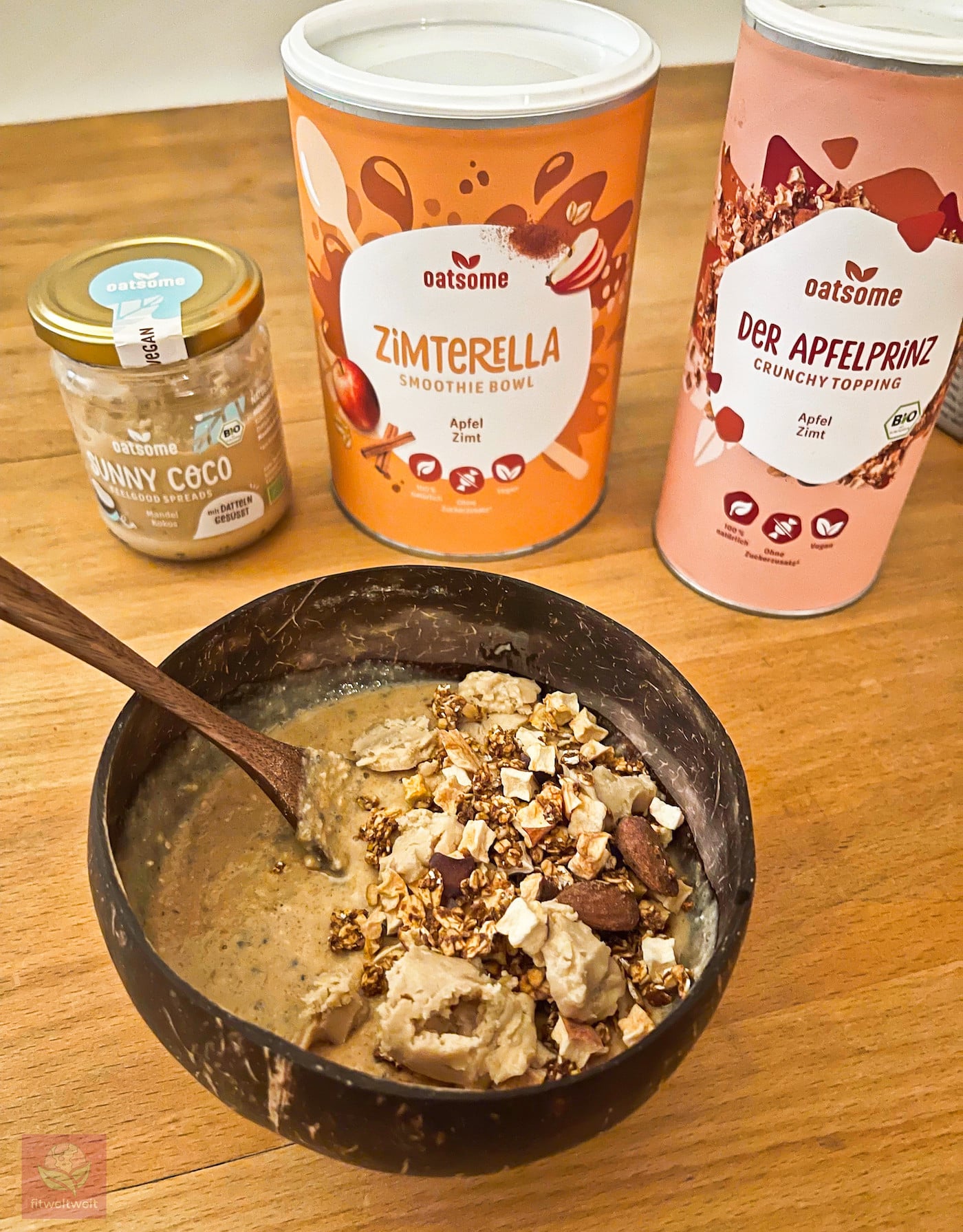 OATSOME Erfahrungen Zimterella Smoothie Bowl Apfelprinz Topping Sunny Coco Mus