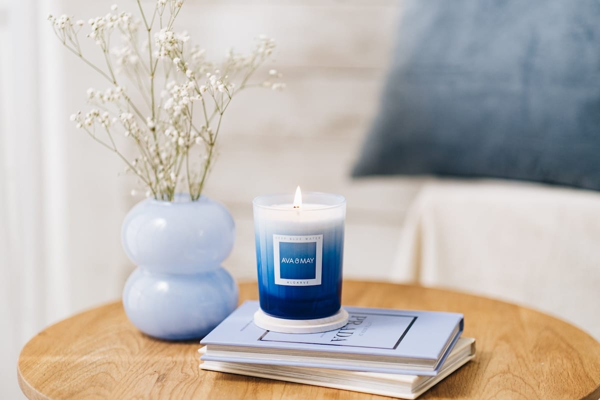 Deep Blue Water Duftkerzen Erfahrung AVA & MAY Candle Test Deep Blue Water Duftkerzen Erfahrung AVA & MAY Candle Test